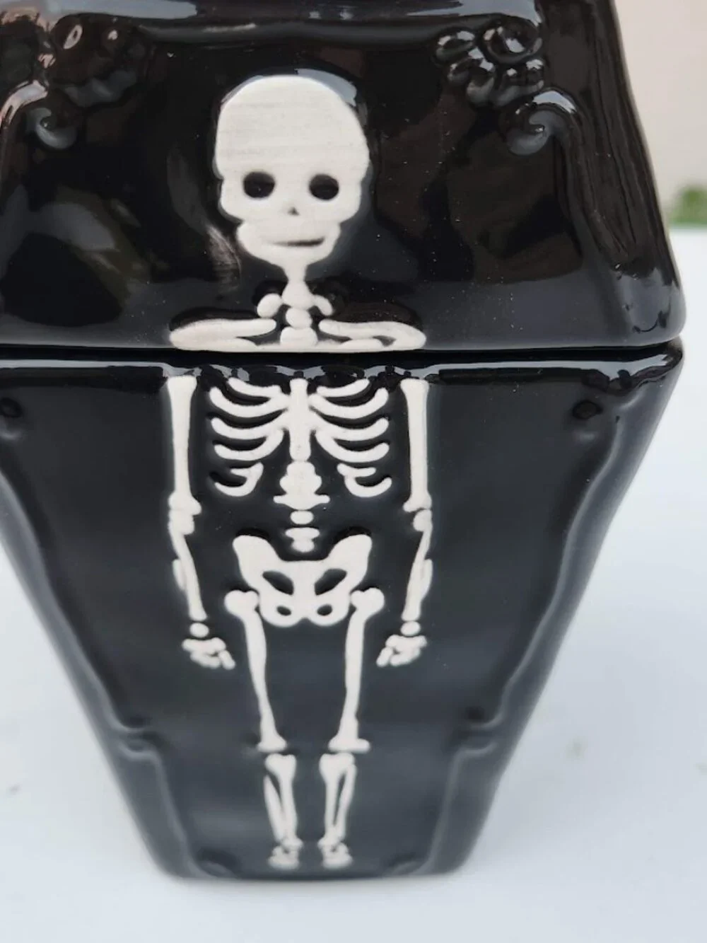 NEW Ceramic Coffin Jar Bathroom Decor Black Goth Skeleton Party Decorations Goth